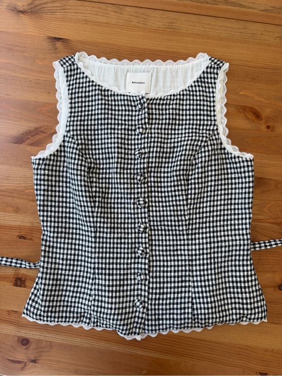 Reformation Tops - Reformation Amela Linen Top in Remy Check